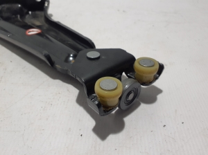 Peugeot Partner III (2019–2026) Sliding door bracket 9816965980 - 3