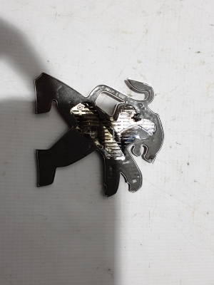 Peugeot Partner III (2019–2026) Emblem 981676537A - 2