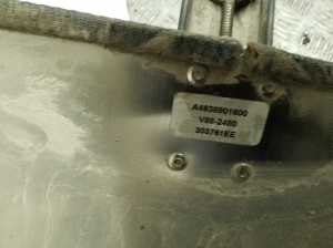 Mercedes Benz G-Class 463 (1990–2018) Reserveradhalterung A4638901600 - 5