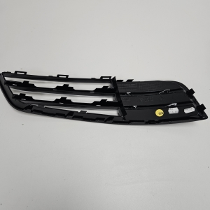 AUDI A8 D4 (2010–2017) Front bumper lower grille 4H0807679KT94 - 3