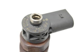 Volkswagen Golf VII (2012–2026) Fuel injector 04L130277AJ - 4