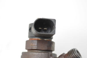 Volkswagen Golf VII (2012–2026) Fuel injector 04L130277AJ - 5