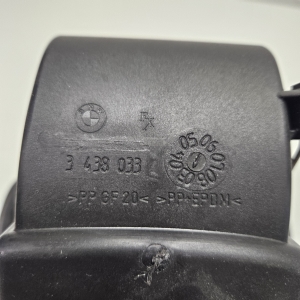 BMW X3 E83 (2003–2010) Kütuse täiteava korgi lukustus 51173438033 - 3