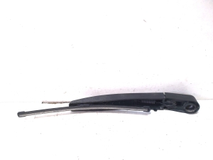 Ford Focus (2018–2026) Rear squeegee leg E3 - 3