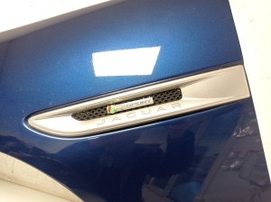 Jaguar XE (2015–2026) Front fender GX7316A183AD - 7