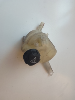 Peugeot 508 (2010–2017) Coolant reservoir - 2