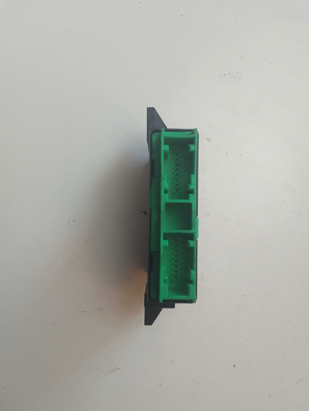 Peugeot 508 (2010–2017) Parking system control unit 9800409680 Peugeot 508 (2010–2017) Parking system control unit 9800409680