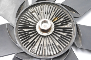 BMW X5 E53 (1999–2006) Fan clutch and its parts 7789257 - 2