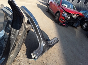 AUDI Q8 (2018–2026) Center pillar 4M8810120E - 2