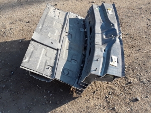 AUDI Q8 (2018–2026) Rear body panel 4M8813303B - 3