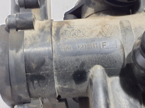 AUDI A5 (2007–2016) Veepump 06L121111F - 2