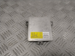 Xenon headlight control unit - 6948180