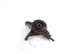   Front wheel hub  -  