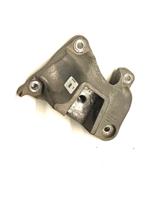 Support de fixation moteur - EB3G6046BD