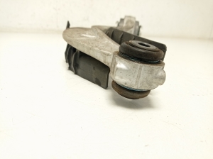 Jaguar XE (2015–2026) Front control arm GX732D206AA - 4