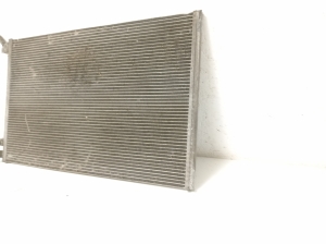 Jaguar XE (2015–2026) Vahejahuti radiaator GX738K230BA - 2
