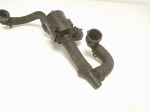 Jaguar XE (2015–2026) Auxiliary water pump DX2318D474AC - 4