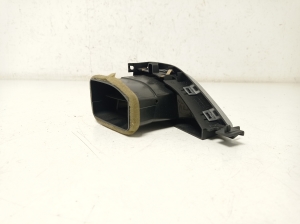 Jaguar XE (2015–2026) Interior ventilation grilles HX73018B08AB - 5