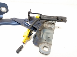 Jaguar XE (2015–2026) Hood hinge GX7316800AE - 2