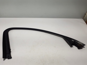 Mercedes Benz C-Class 206 (2021–2026) Esiukse muu osa A2067270400 - 4