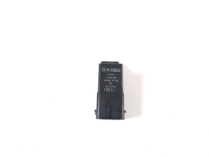   Glow plug relay  - 9666671780 