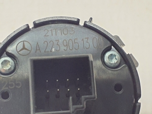 Mercedes Benz C-Class 206 (2021–2026) Süütelukk A2239051300 - 4