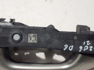Mercedes Benz C-Class 206 (2021–2026) Rear side door exterior handle and its parts - 3