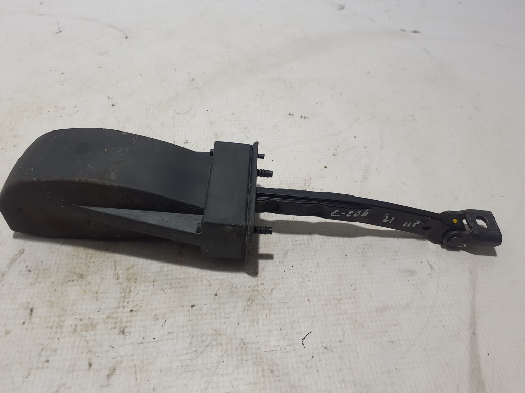 Mercedes Benz C-Class 206 (2021–2026) Esiukse avamise piiraja A2067208800 Mercedes Benz C-Class 206 (2021–2026) Esiukse avamise piiraja A2067208800