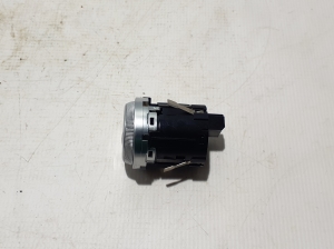Mercedes Benz C-Class 206 (2021–2026) Tulede lüliti A2239052003 - 2