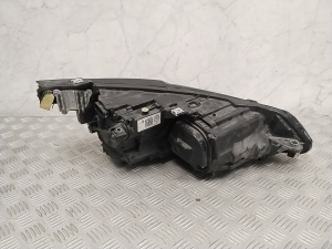 Volkswagen Golf VIII (2019–2026) Esituli 5H1941035 - 5