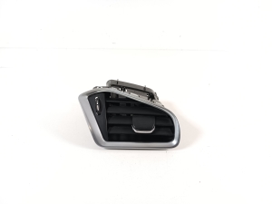   Dashboard air vent grilles  - 9676606977 