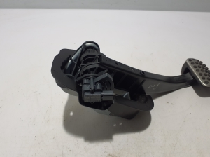 Mercedes Benz C-Class 206 (2021–2026) Piduripedaal A2062901100 - 3