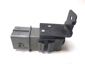 Kia Sorento (2014–2026) Glow plug relay 368302F740 - 4