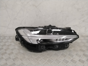 VOLVO V90 (2016–2026) Scheinwerfer vorne 31655187