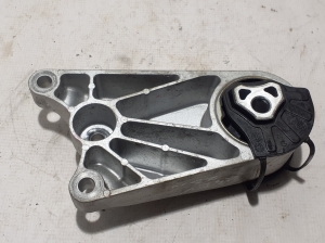 MG, ZS II (2017–2026) Engine bracket 10884497 - 2