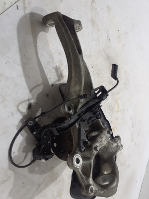 Mercedes Benz C-Class 206 (2021–2026) Esirumm A2063320100 - 4