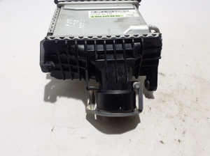 Mercedes Benz C-Class 206 (2021–2026) Vahejahuti radiaator A6540108902 - 4