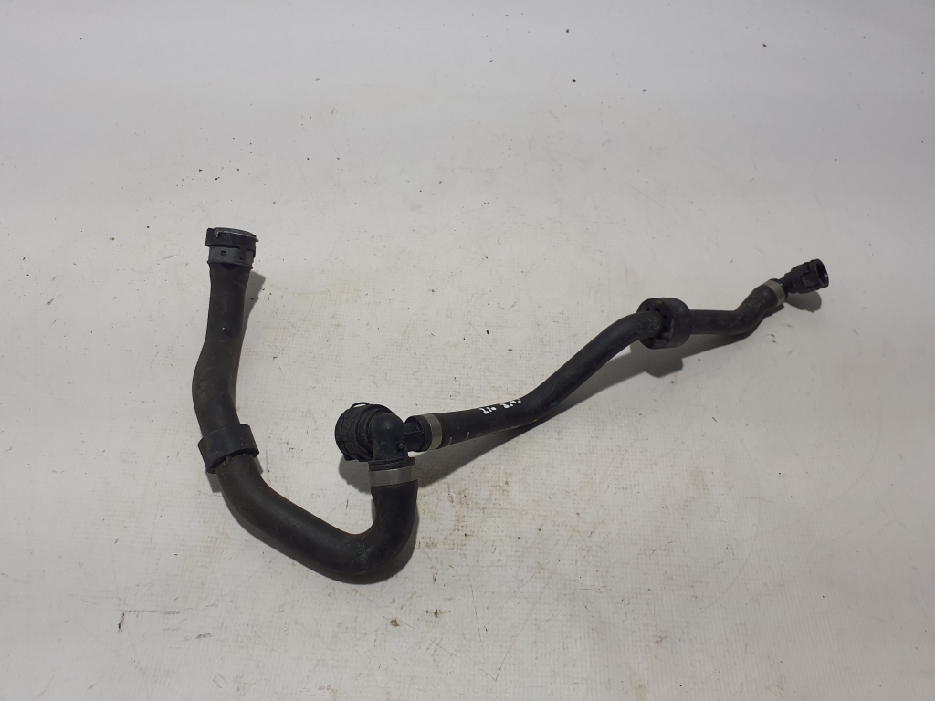 Mercedes Benz C-Class 206 (2021–2026) Jahutusradiaatori voolik A2065014700 Mercedes Benz C-Class 206 (2021–2026) Jahutusradiaatori voolik A2065014700