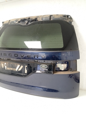 Land Rover Discovery V (2017–2026) Tagaluuk - 3
