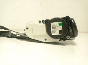 Mercedes Benz C-Class 204 (2007–2014) Priekšējā drošības josta A2048604686 - 2