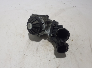 Mercedes Benz C-Class 206 (2021–2026) Veepump A6542011000 - 4