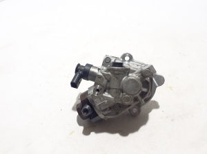 Mercedes Benz C-Class 206 (2021–2026) Kütusepump A6540700600 - 2