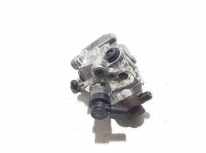 Mercedes Benz C-Class 206 (2021–2026) Kütusepump A6540700600 - 4