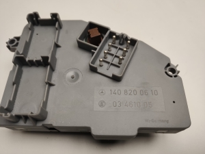 Mercedes Benz S-Class 140 (1991–1998) Front seat control unit 1408200610 - 2