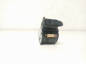Mercedes Benz C-Class 204 (2007–2014) Headlight switch A2049053103 - 2
