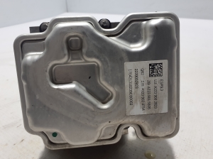 Mercedes Benz C-Class 206 (2021–2026) ABS plokk A2239002823 - 2