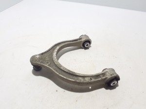 Mercedes Benz C-Class 206 (2021–2026) Eesmine õõtshoob A2063302200 - 2