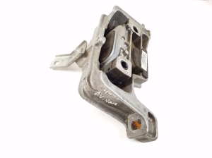 Mercedes Benz B-Class 246 (2011–2017) Engine mount A2462402617 - 3