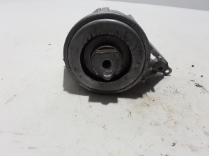 Mercedes Benz C-Class 206 (2021–2026) Mootoripadi A2062400301 - 3
