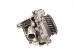 Mercedes Benz B-Class 246 (2011–2017) Water pump A6512004300 - 4
